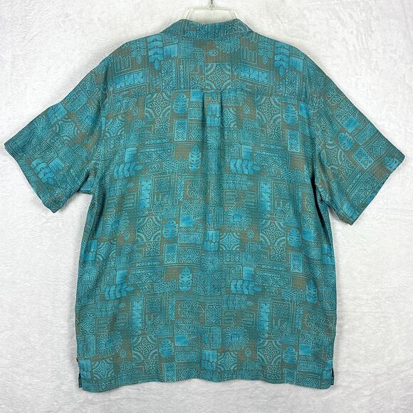 QuikSilver Waterman Hawaiian Camp Shirt Mens XXL Green Gray Aztec AOP Aloha - Picture 3 of 8